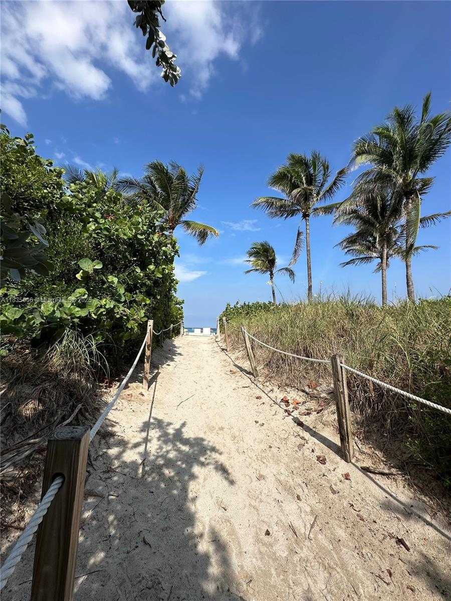 Small Image of 1621 COLLINS AVE #210, Miami Beach Number 39