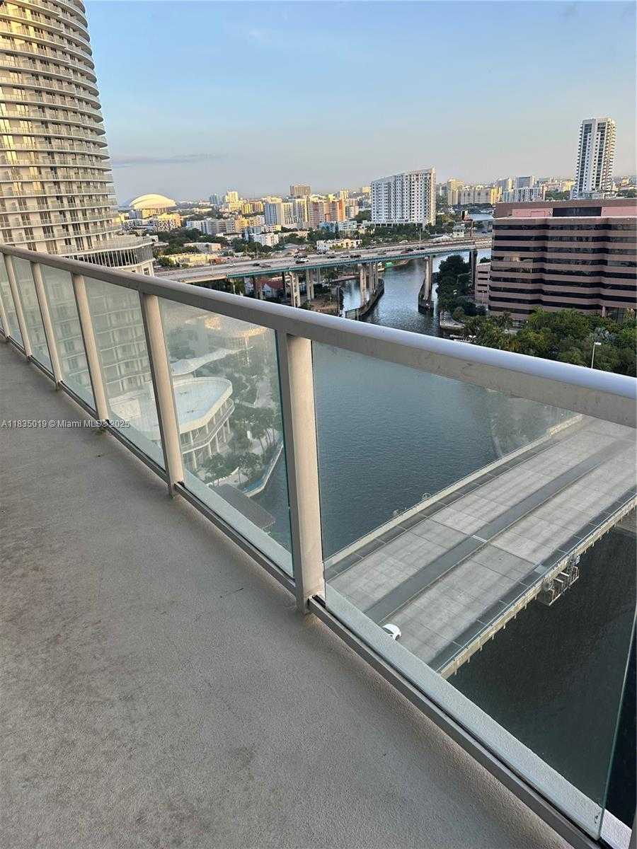 Small Image of 185 SOUTH WEST 7TH ST #1703, Miami Number 7