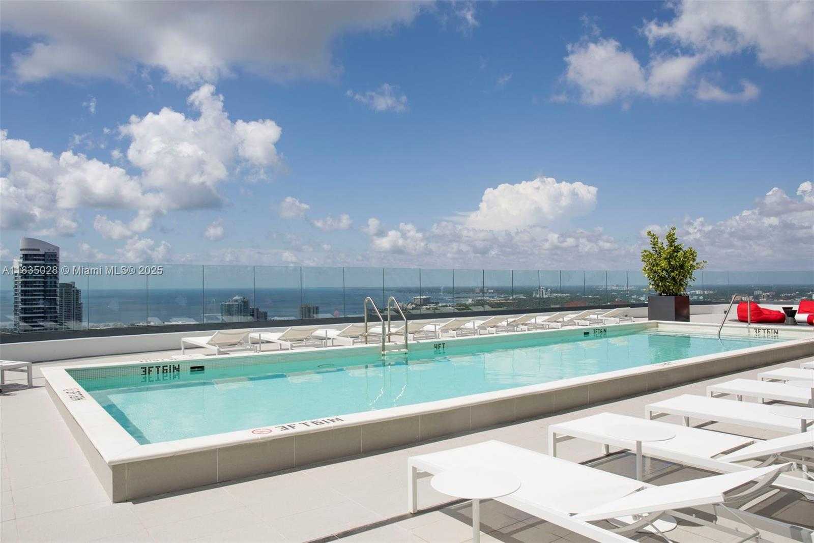 Small Image of 55 SOUTH WEST 9 #3008, Miami Number 16