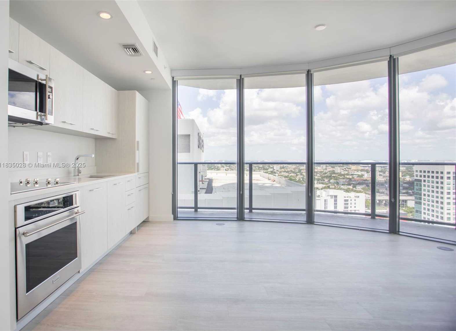 Small Image of 55 SOUTH WEST 9 #3008, Miami Number 3