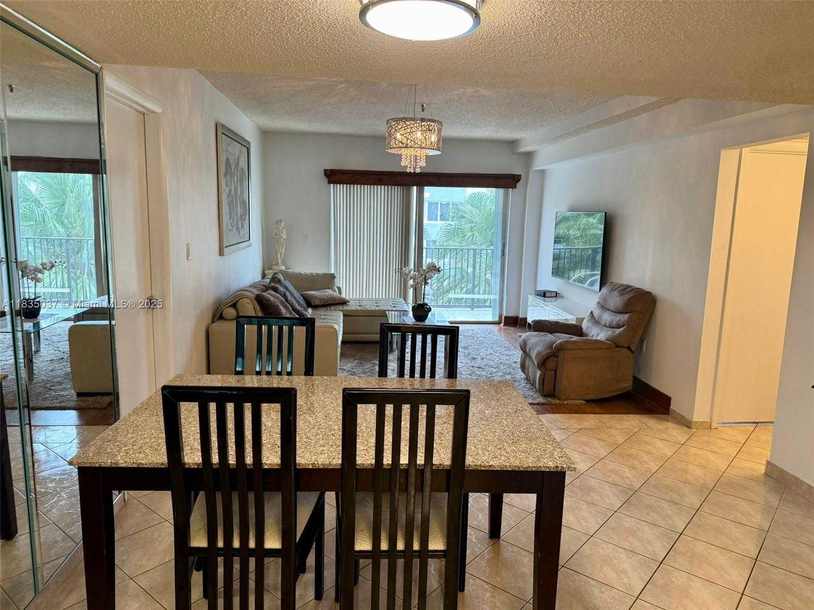 Small Image of 201 180TH DR #114, Sunny Isles Beach Number 9