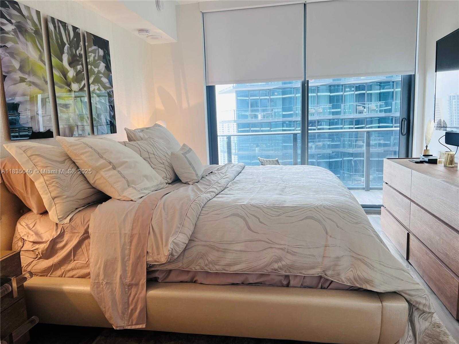 Small Image of 801 SOUTH MIAMI AVE #3608, Miami Number 15