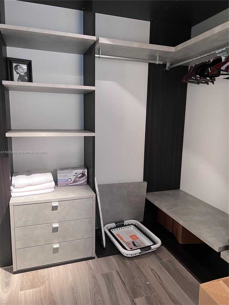 Small Image of 801 SOUTH MIAMI AVE #3608, Miami Number 24