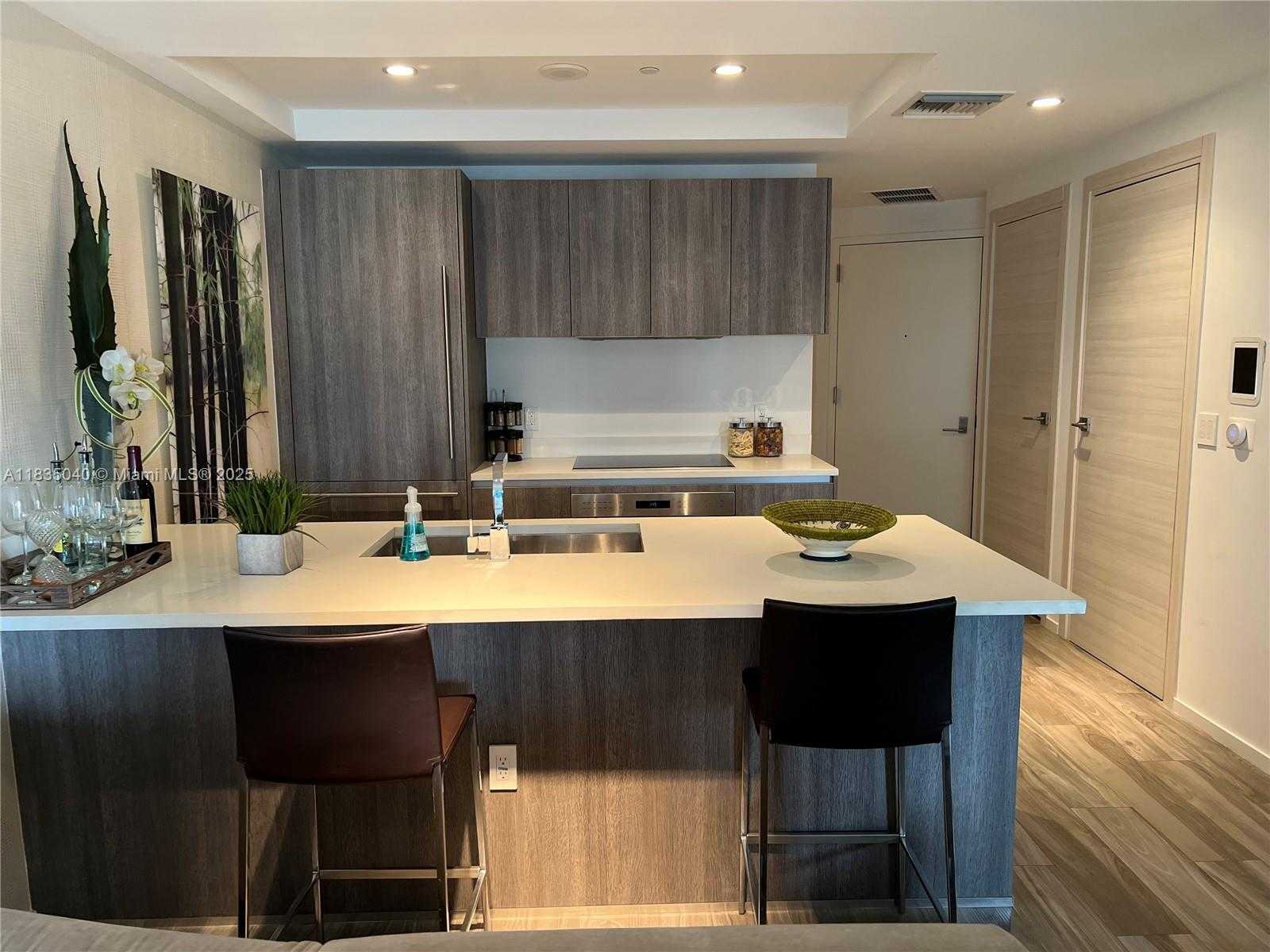 Small Image of 801 SOUTH MIAMI AVE #3608, Miami Number 8