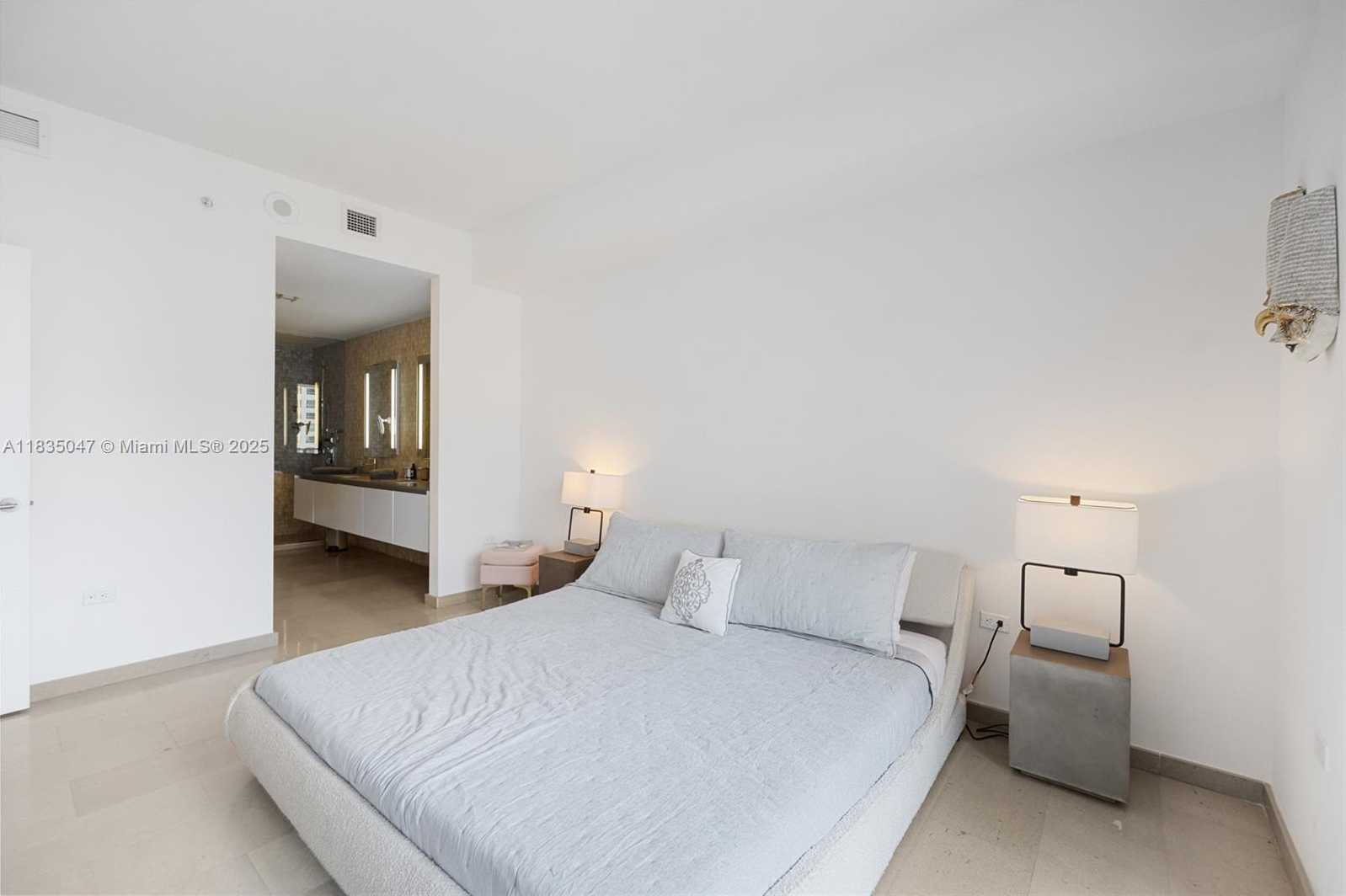 Small Image of 88 SOUTH WEST 7TH ST #1010, Miami Number 11