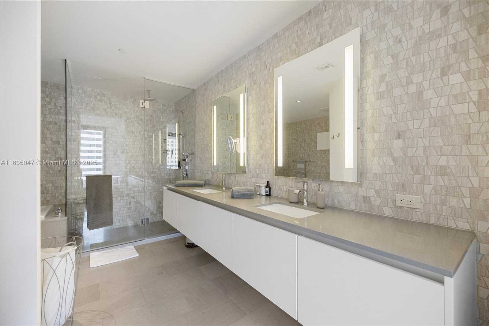 Small Image of 88 SOUTH WEST 7TH ST #1010, Miami Number 14