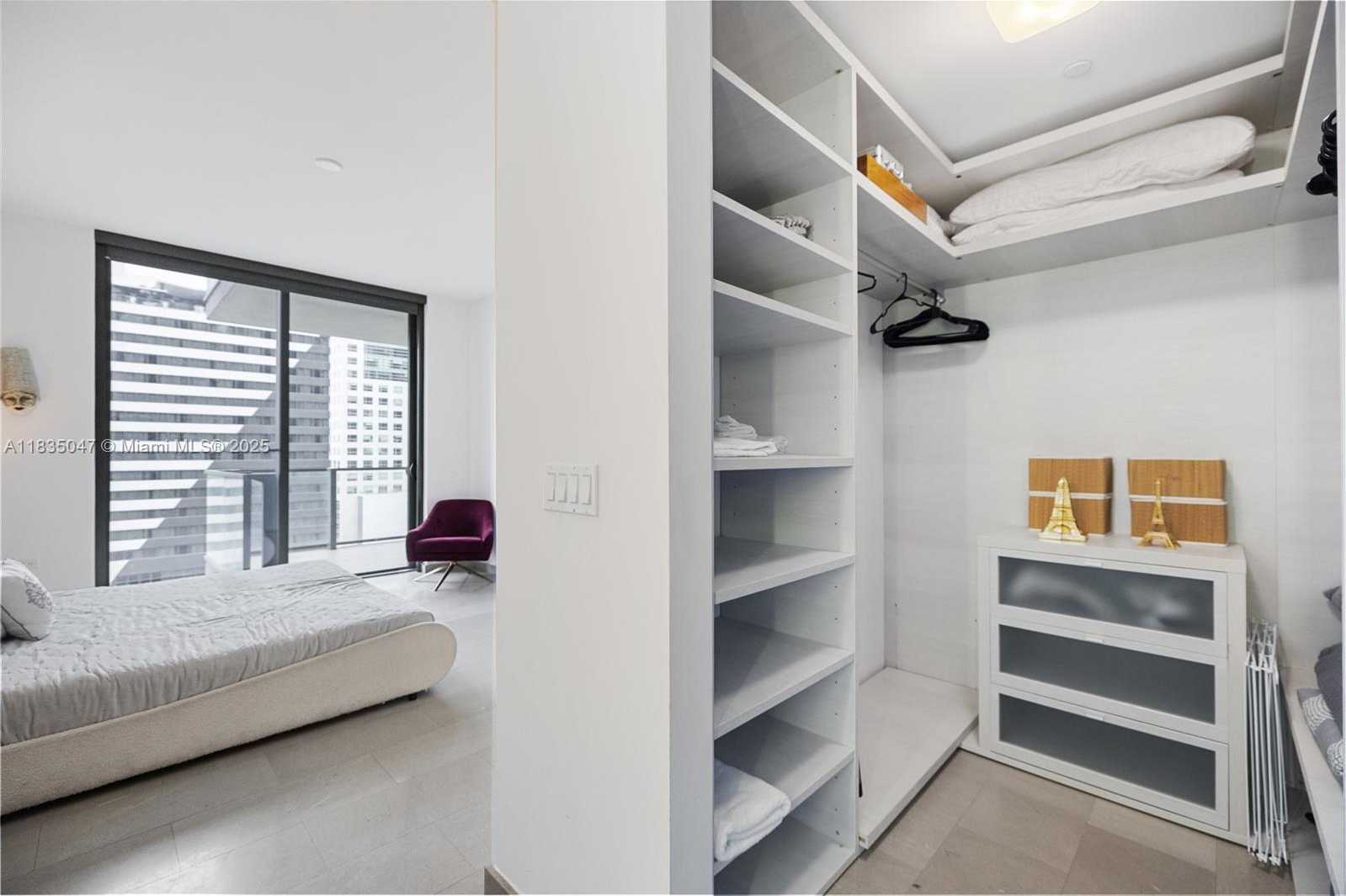 Small Image of 88 SOUTH WEST 7TH ST #1010, Miami Number 20