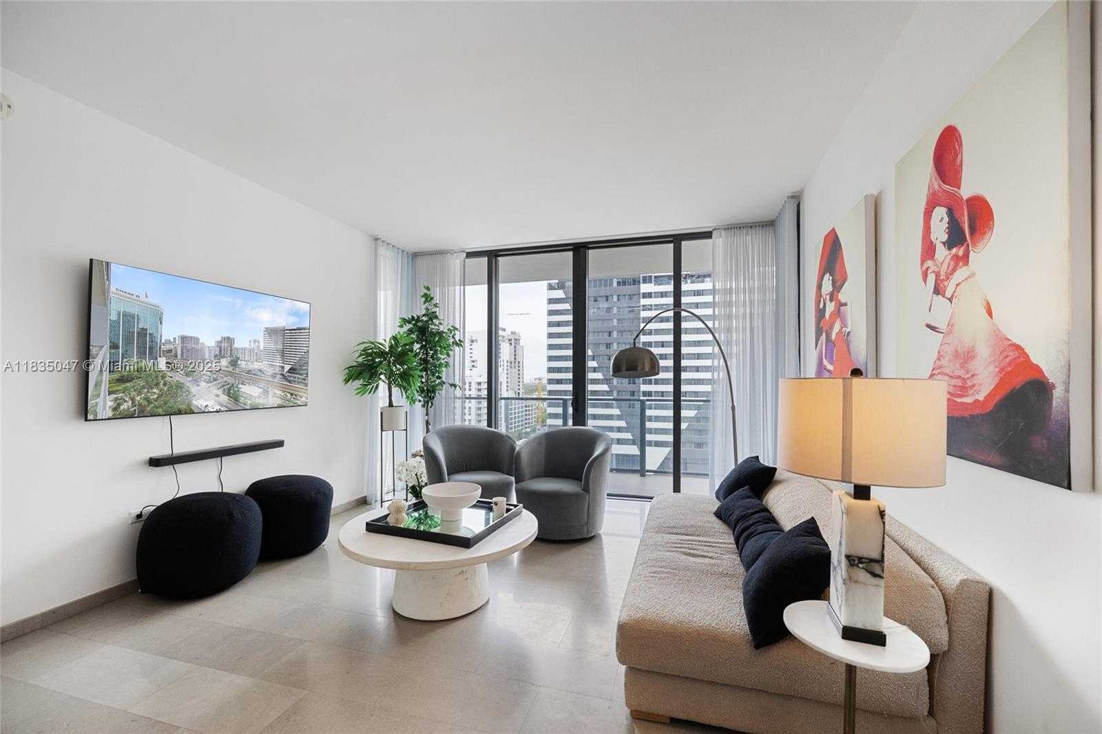 Small Image of 88 SOUTH WEST 7TH ST #1010, Miami Number 21
