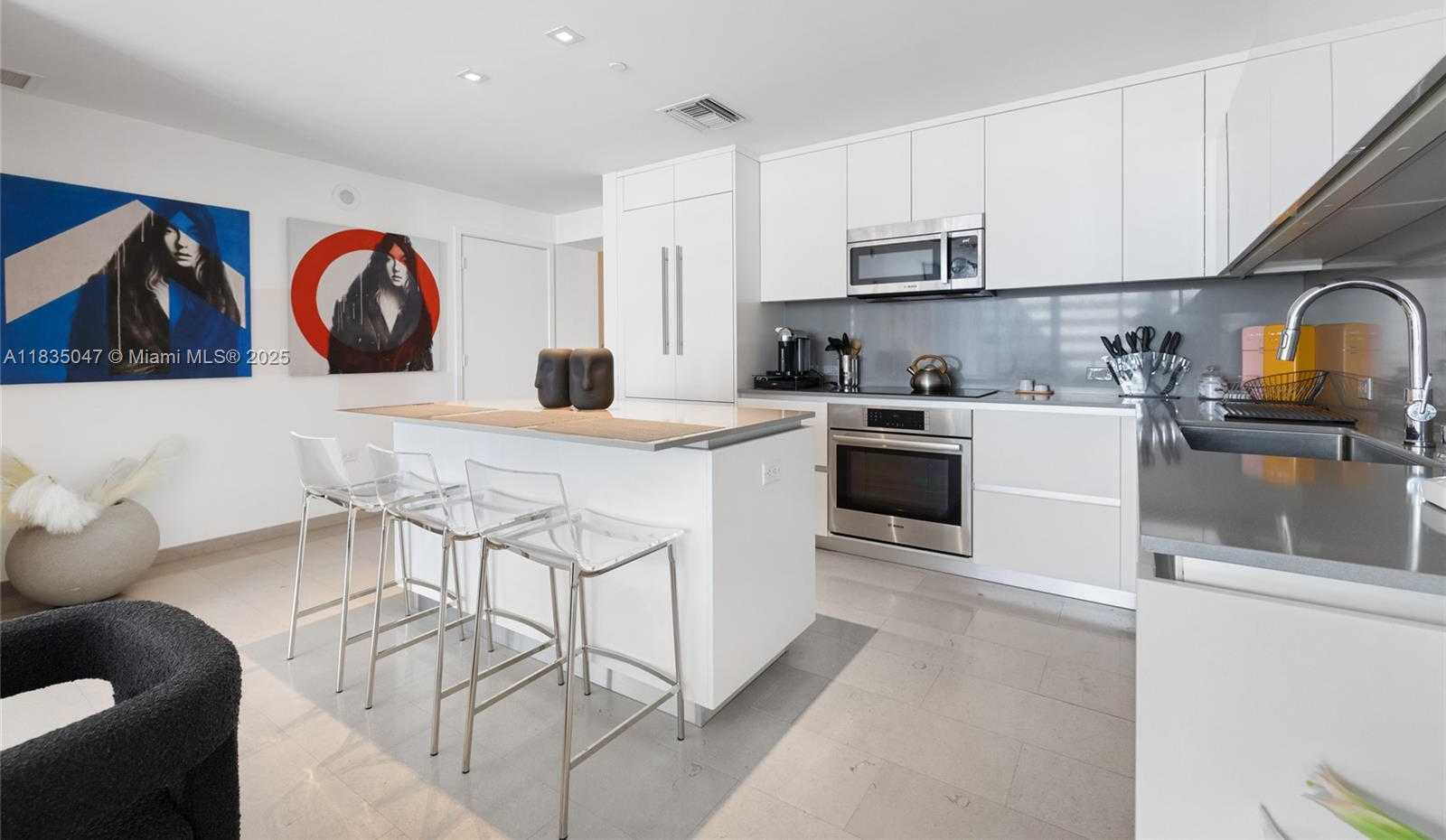 Small Image of 88 SOUTH WEST 7TH ST #1010, Miami Number 3