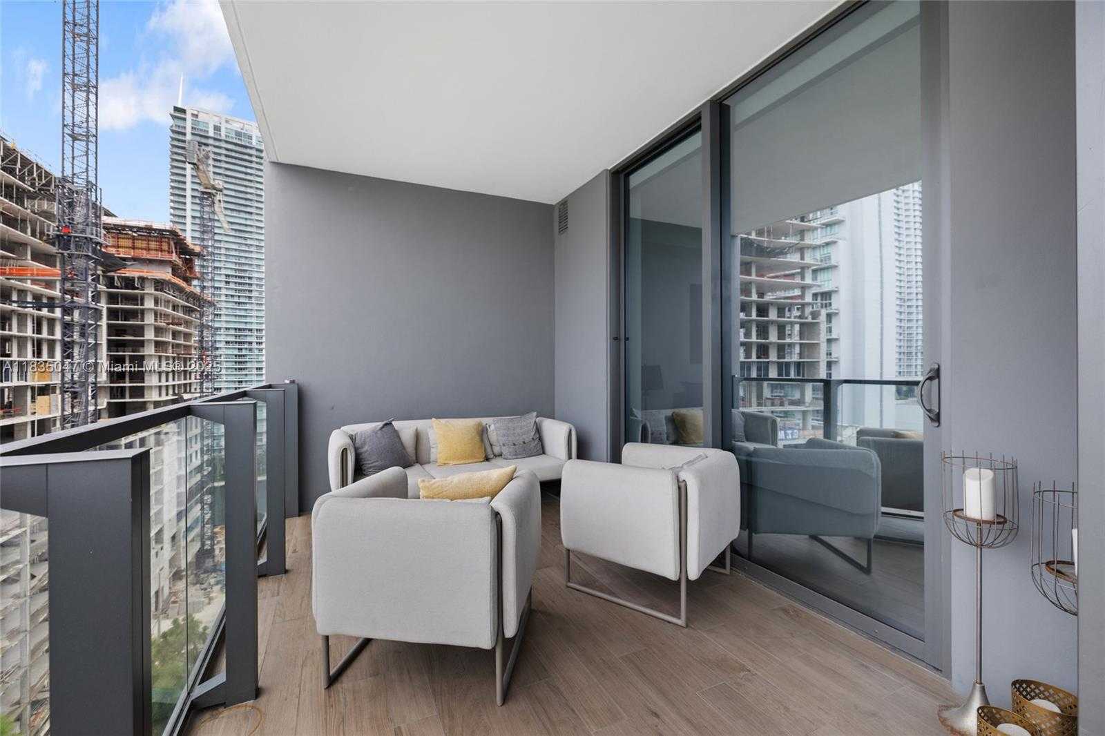 Small Image of 88 SOUTH WEST 7TH ST #1010, Miami Number 30
