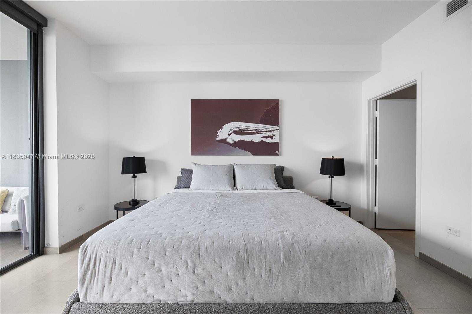 Small Image of 88 SOUTH WEST 7TH ST #1010, Miami Number 35