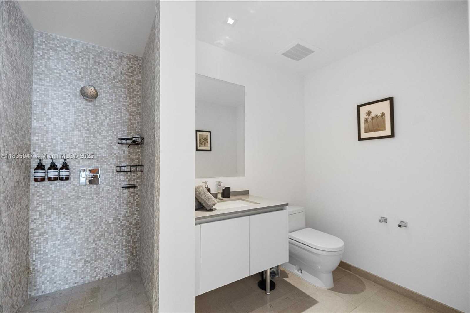 Small Image of 88 SOUTH WEST 7TH ST #1010, Miami Number 36
