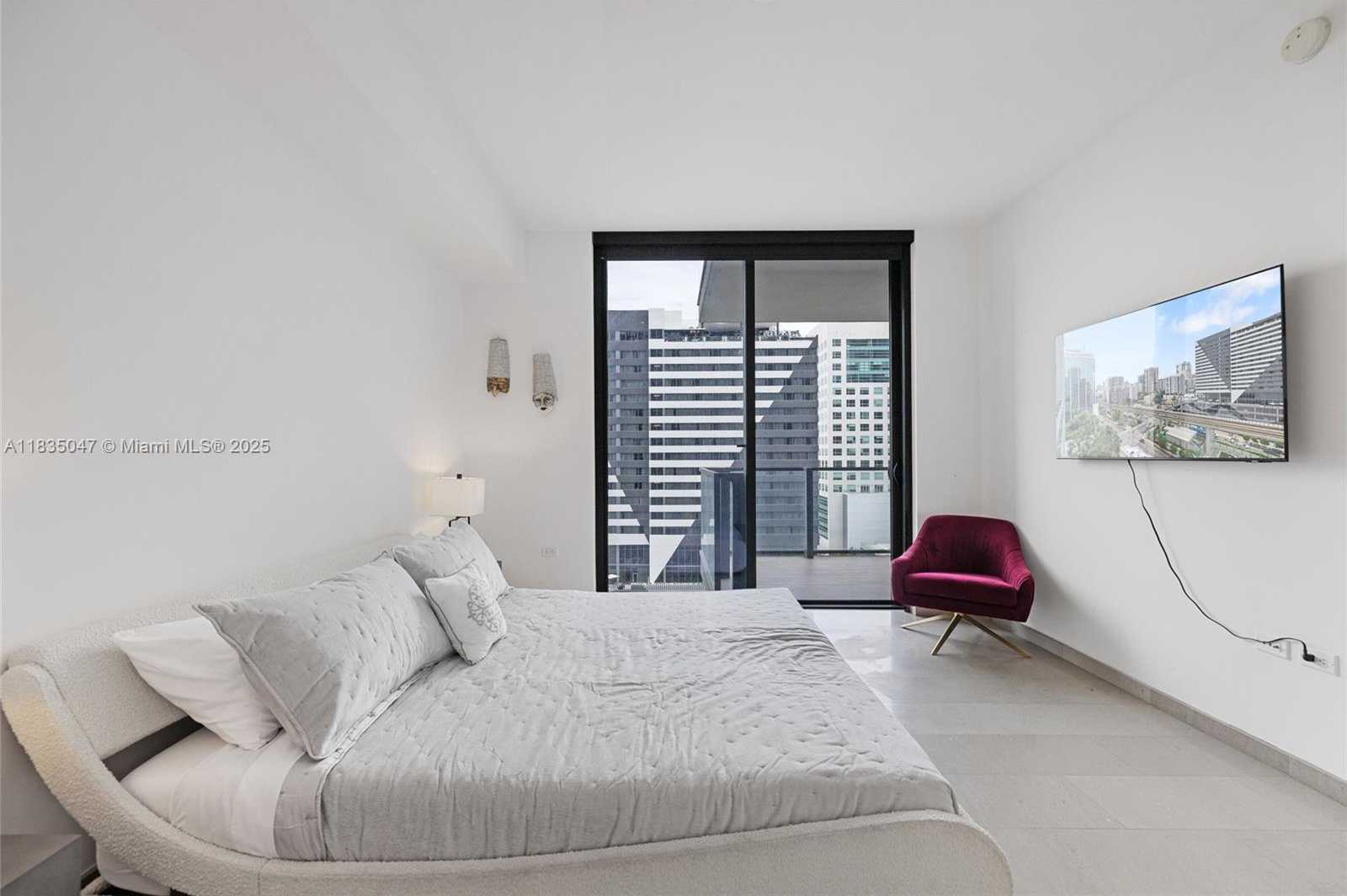 Small Image of 88 SOUTH WEST 7TH ST #1010, Miami Number 9