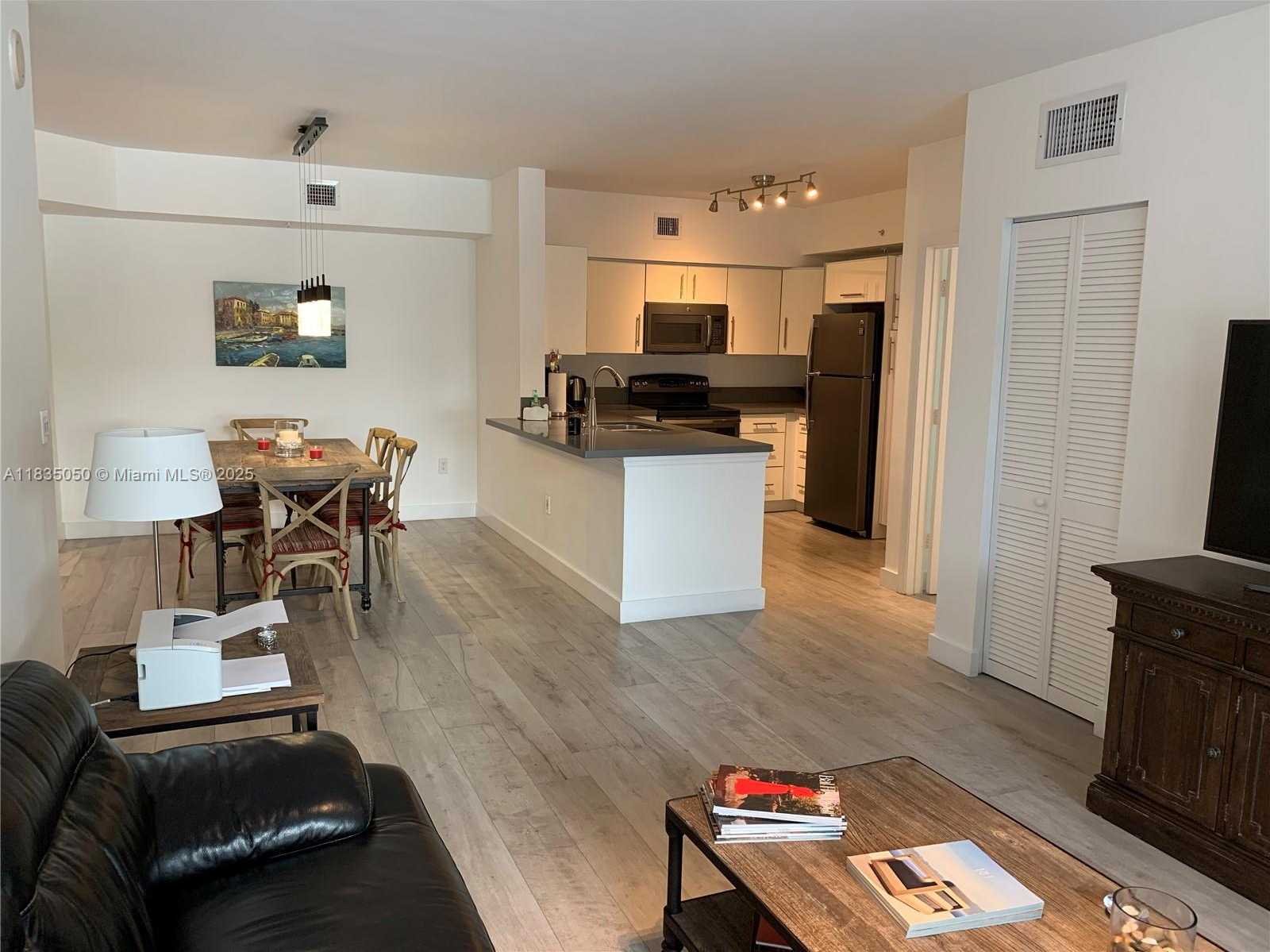 Small Image of 17150 NORTH BAY RD #2308, Sunny Isles Beach Number 2