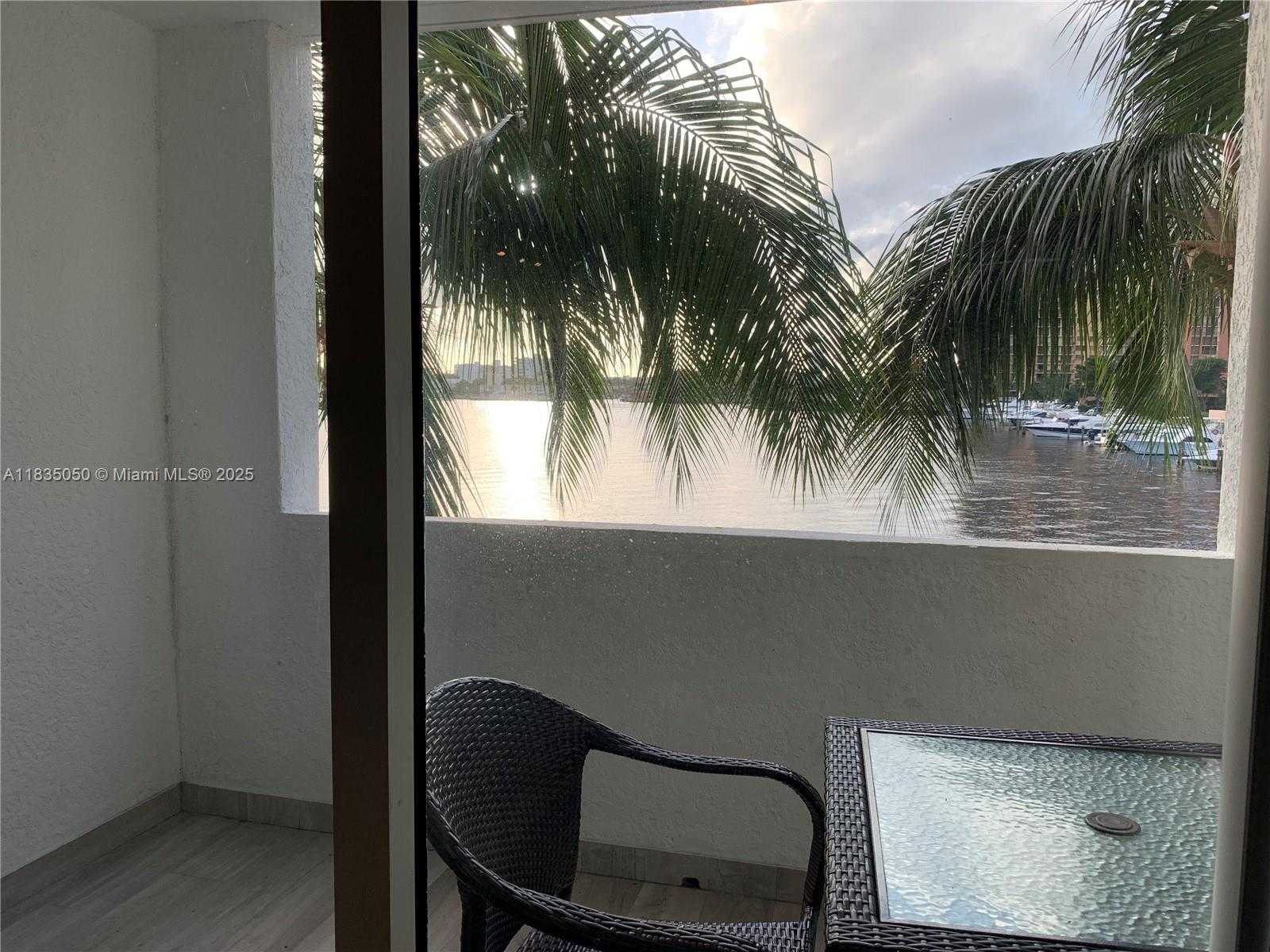 Small Image of 17150 NORTH BAY RD #2308, Sunny Isles Beach Number 38