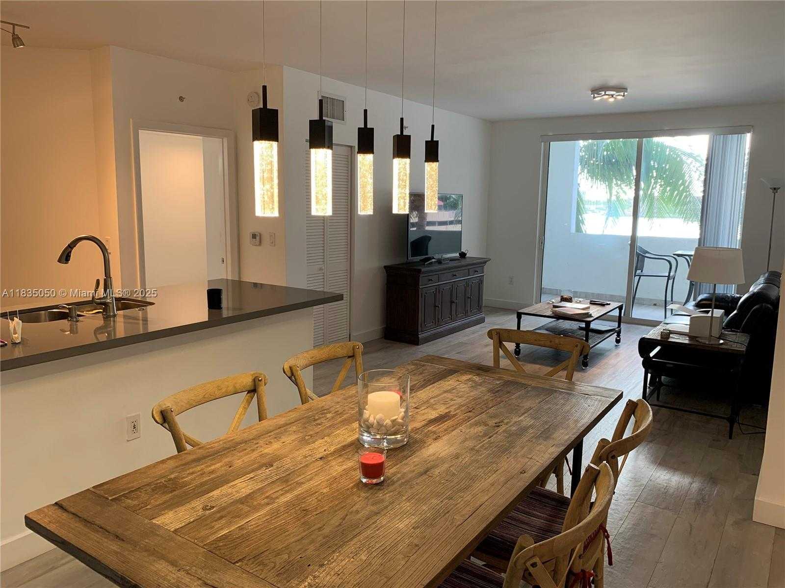 Small Image of 17150 NORTH BAY RD #2308, Sunny Isles Beach Number 5