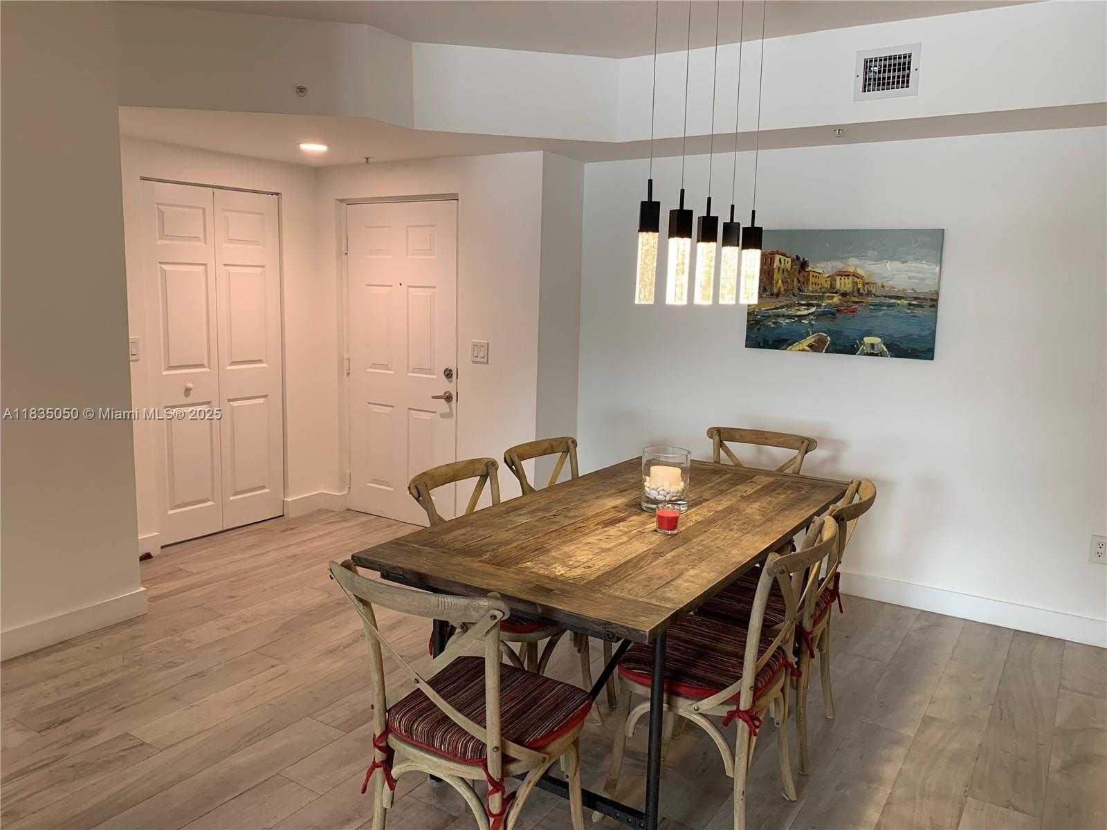 Small Image of 17150 NORTH BAY RD #2308, Sunny Isles Beach Number 7