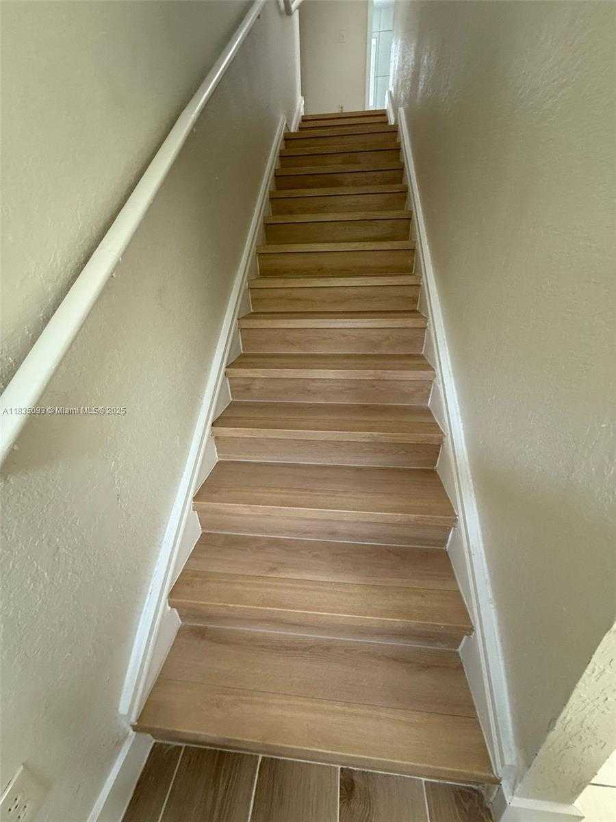 Small Image of 441 NORTH WEST 83RD ST #441, Miami Number 13