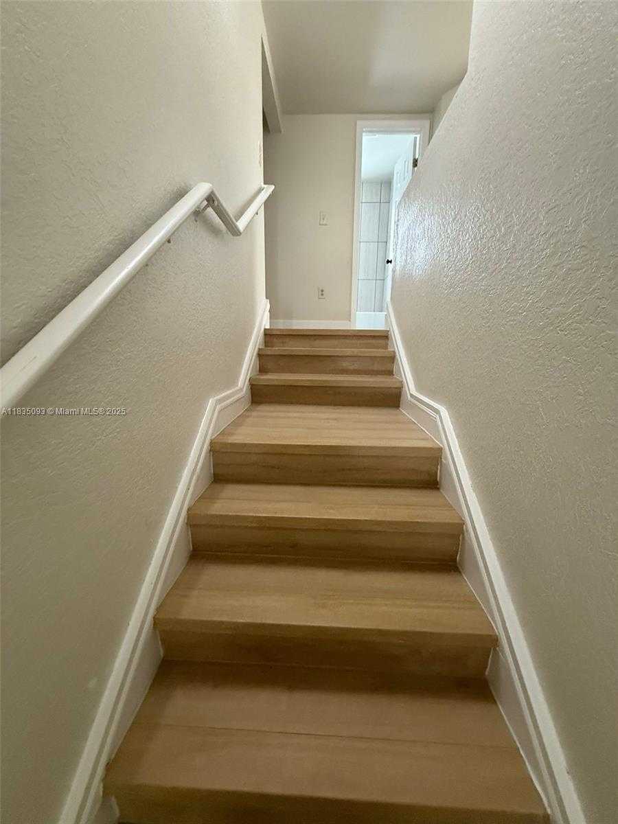 Small Image of 441 NORTH WEST 83RD ST #441, Miami Number 14
