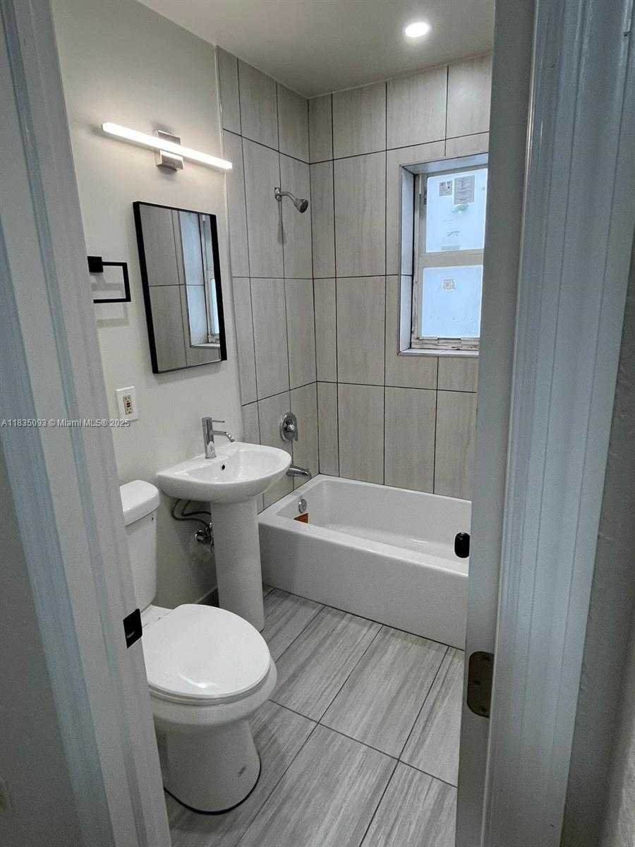 Small Image of 441 NORTH WEST 83RD ST #441, Miami Number 16