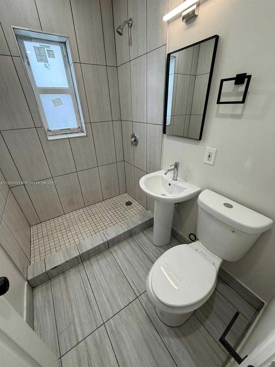 Small Image of 441 NORTH WEST 83RD ST #441, Miami Number 20