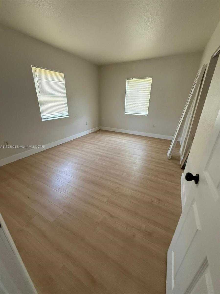Small Image of 441 NORTH WEST 83RD ST #441, Miami Number 25