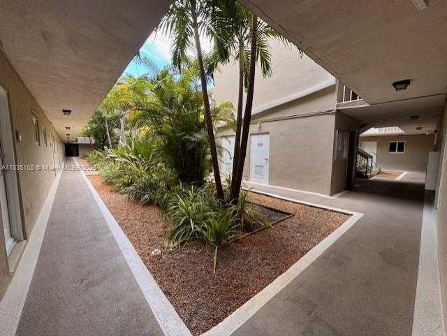 Small Image of 7732 CAMINO REAL #F401, Miami Number 20