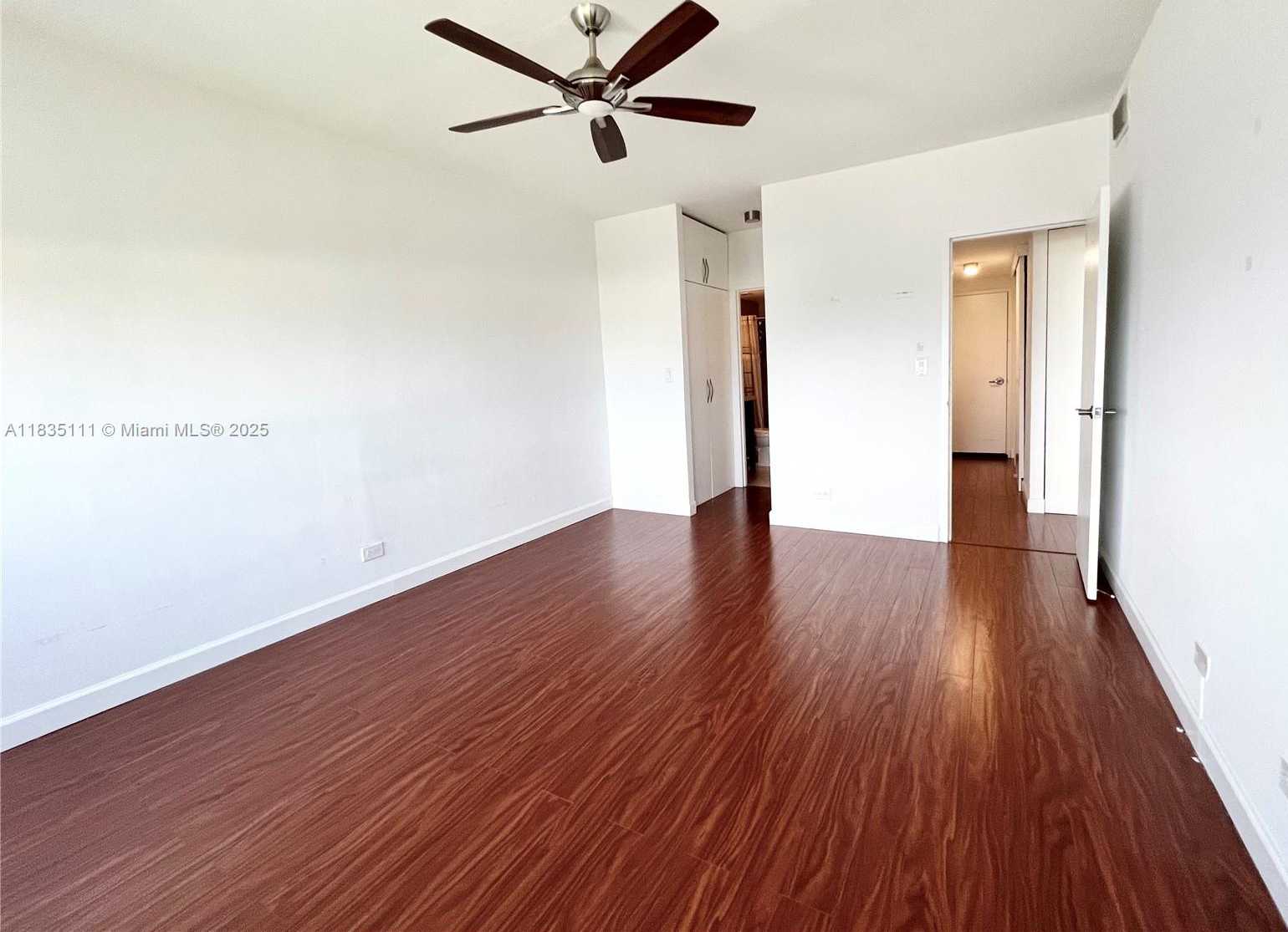 Small Image of 7441 WAYNE AVE #6Q, Miami Beach Number 9