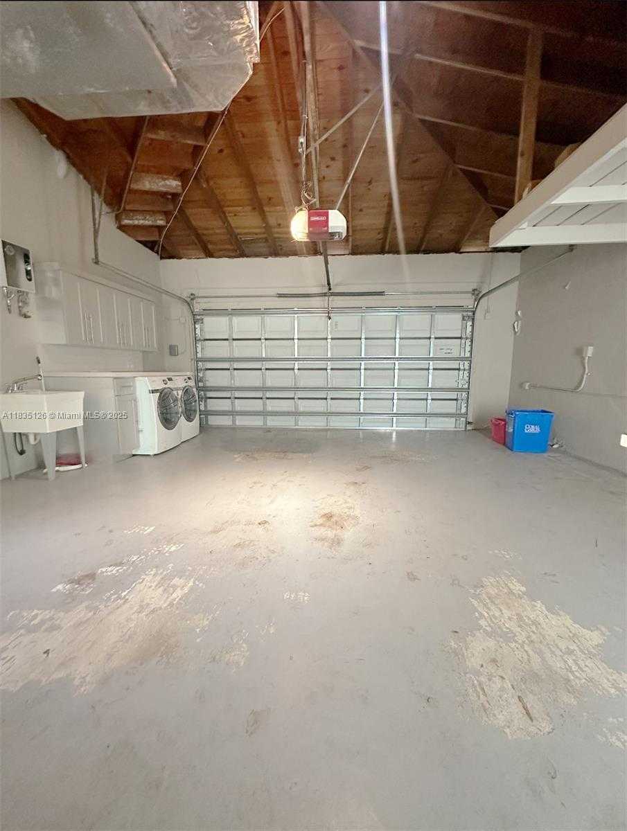 Small Image of 800 VALENCIA AVE #‘, Coral Gables Number 13