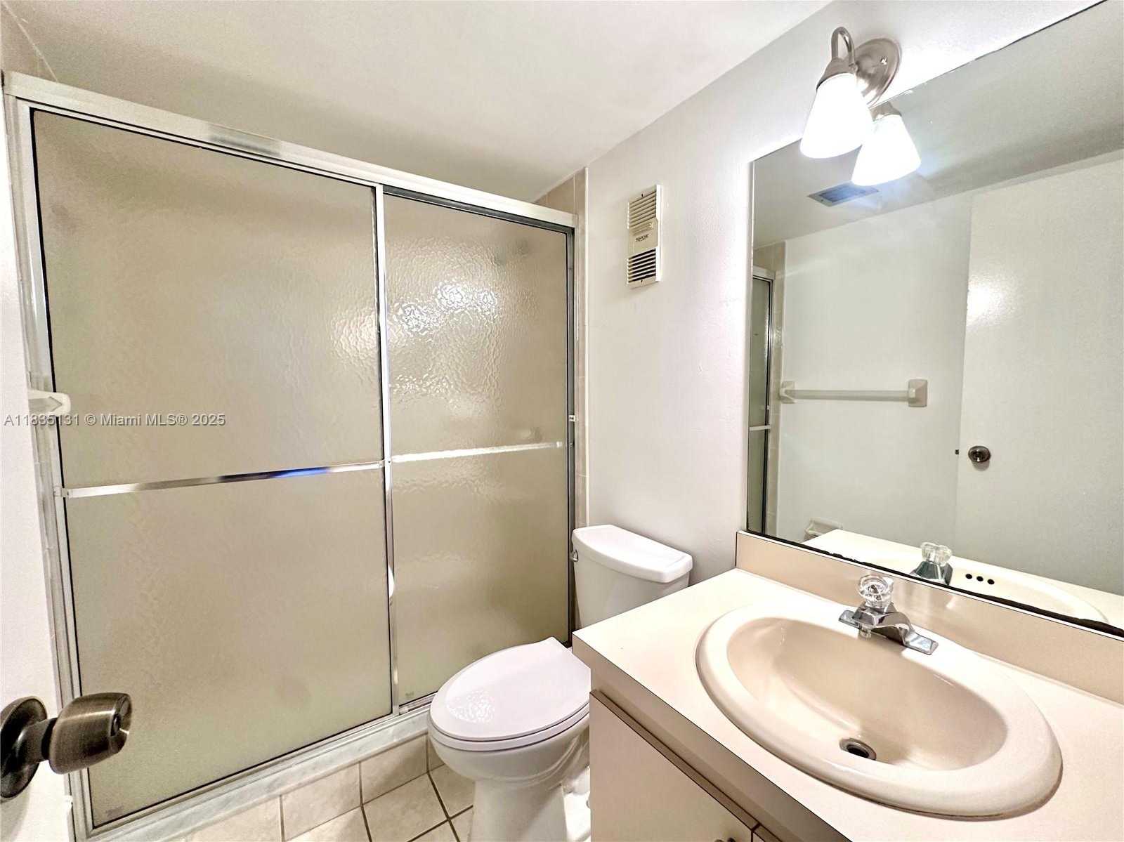 Small Image of 250 JACARANDA DR #507, Plantation Number 21