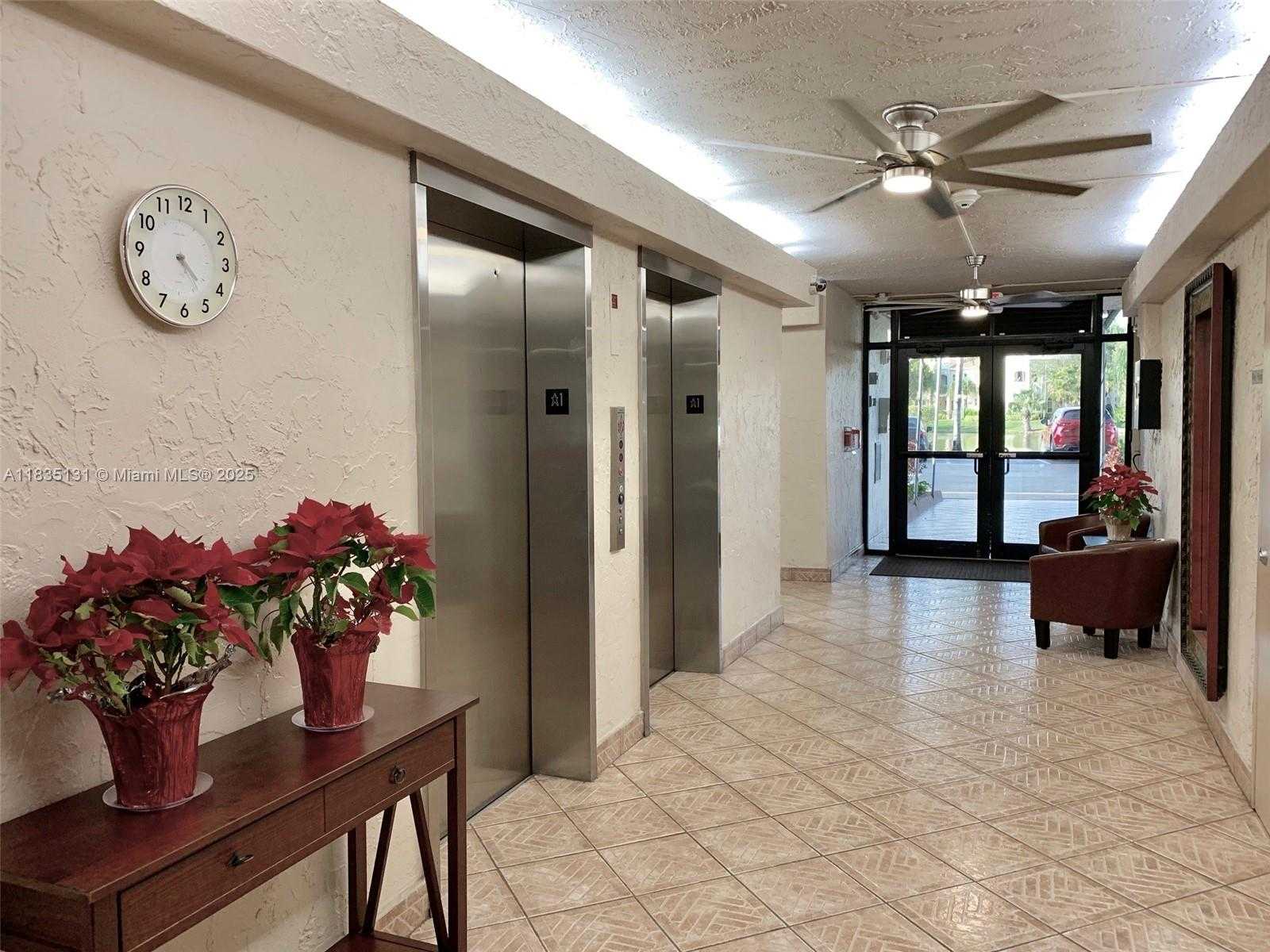 Small Image of 250 JACARANDA DR #507, Plantation Number 23