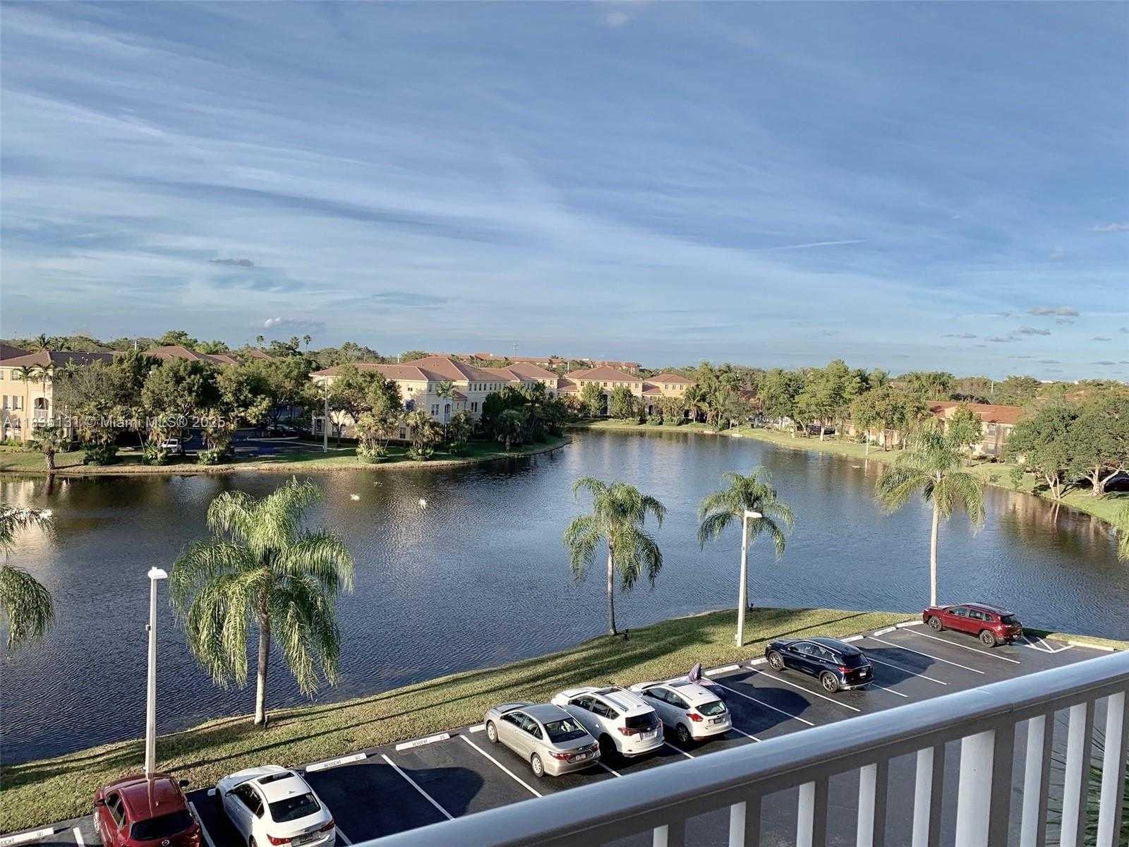 Small Image of 250 JACARANDA DR #507, Plantation Number 5