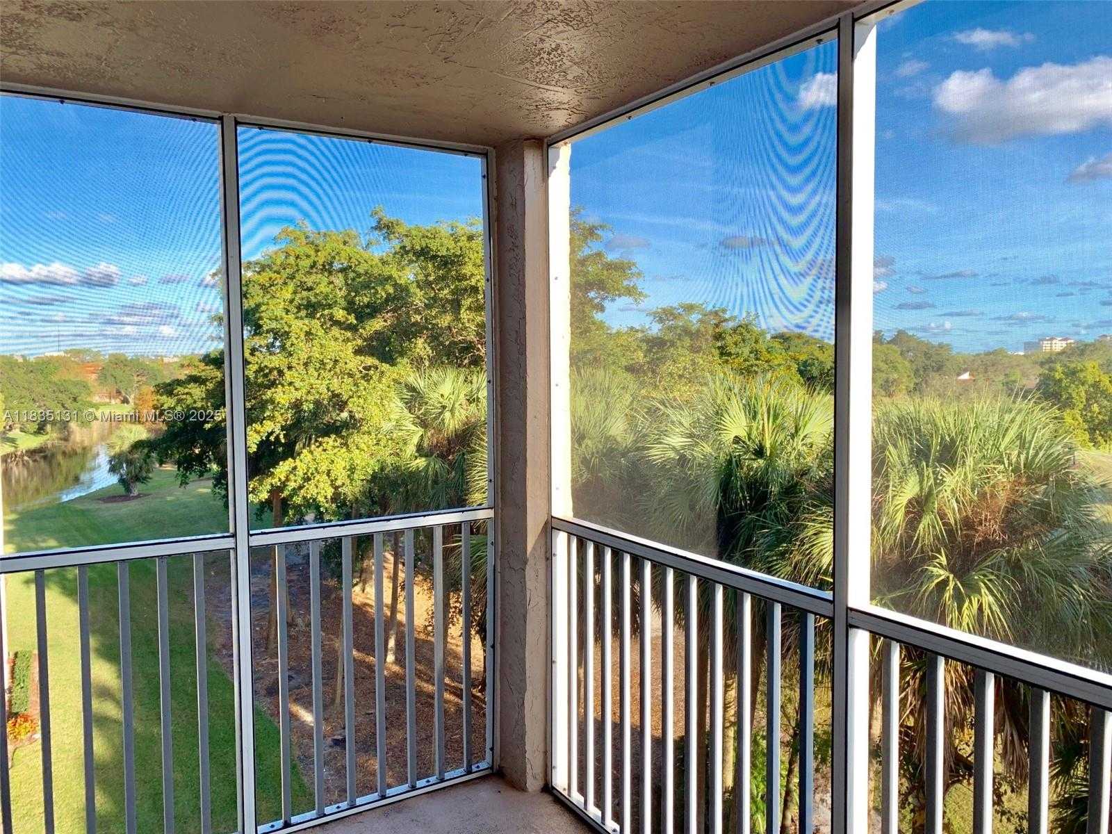 Small Image of 250 JACARANDA DR #507, Plantation Number 8