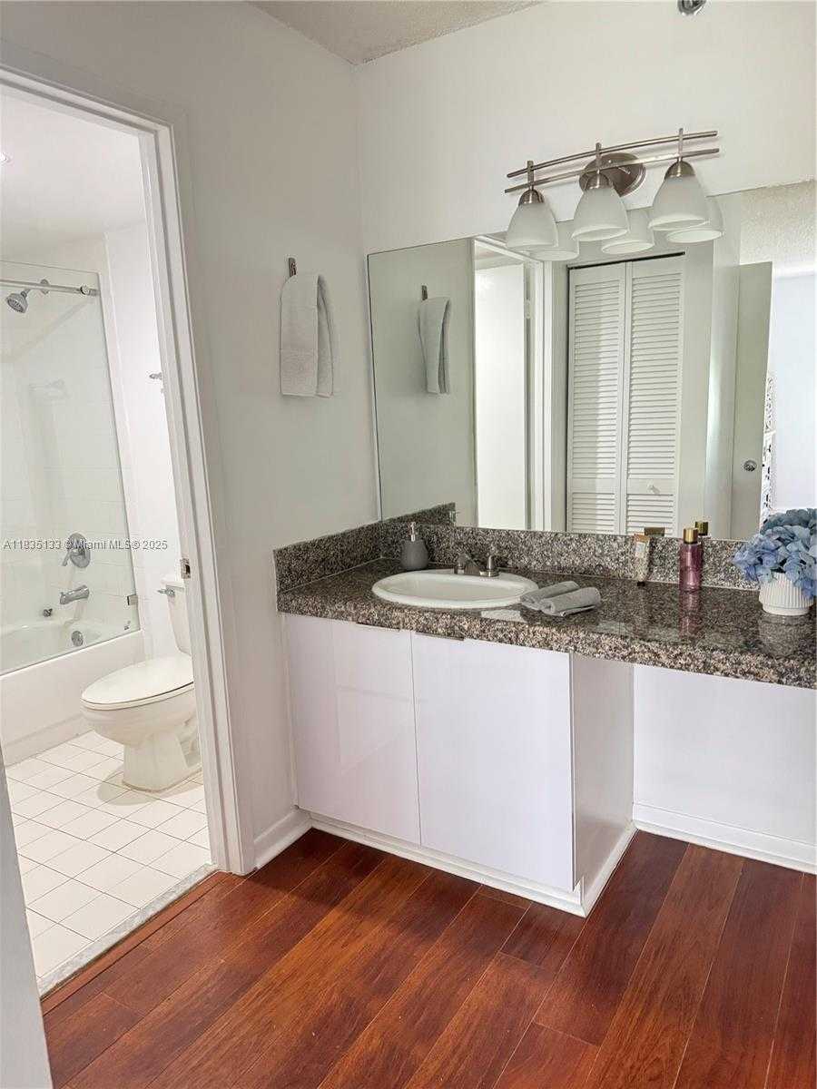 Small Image of 19501 EAST COUNTRY CLUB DR #9602, Aventura Number 30