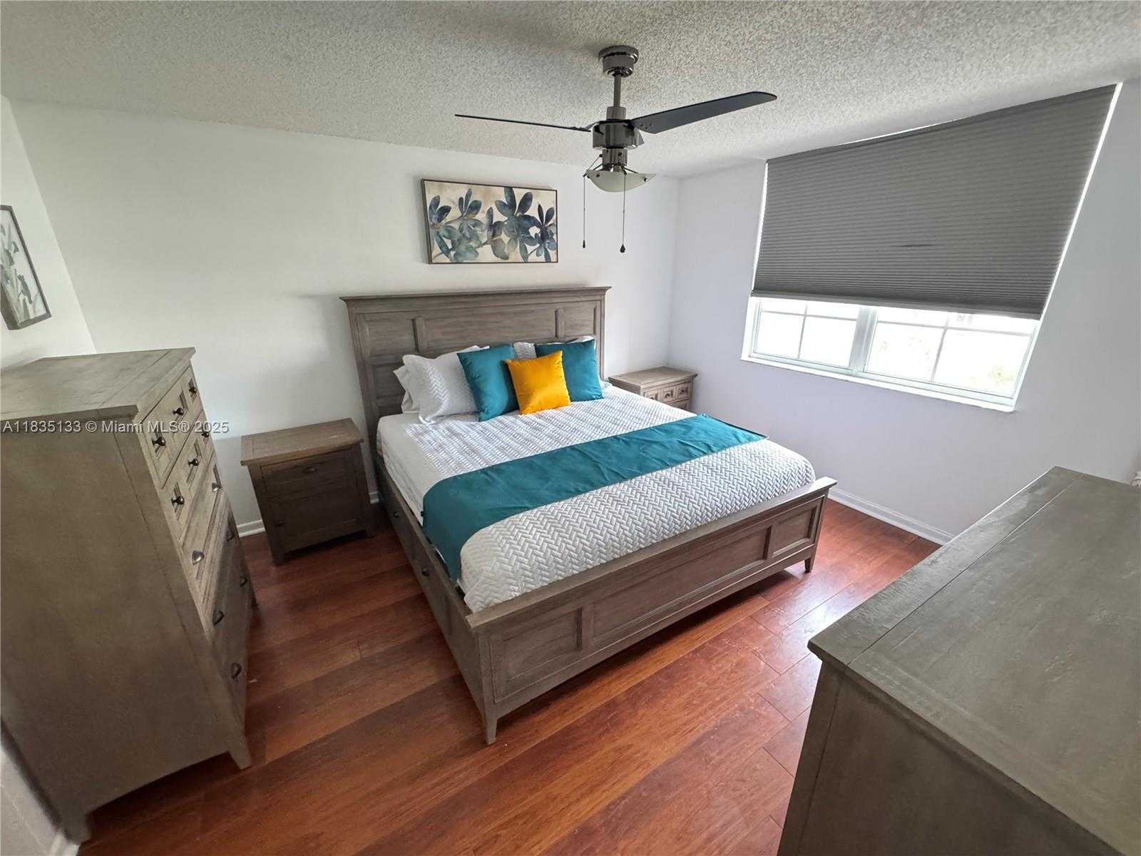 Small Image of 19501 EAST COUNTRY CLUB DR #9602, Aventura Number 32
