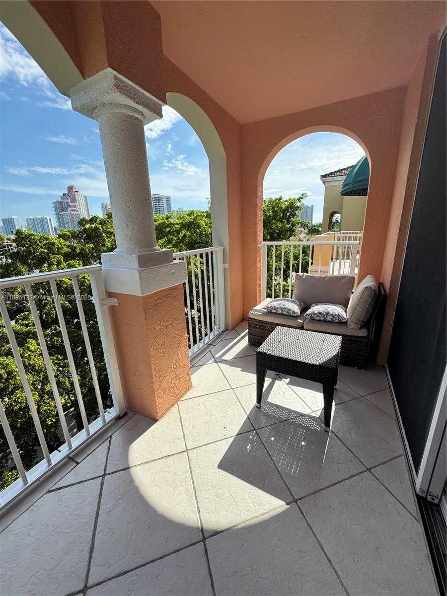 Small Image of 19501 EAST COUNTRY CLUB DR #9602, Aventura Number 34
