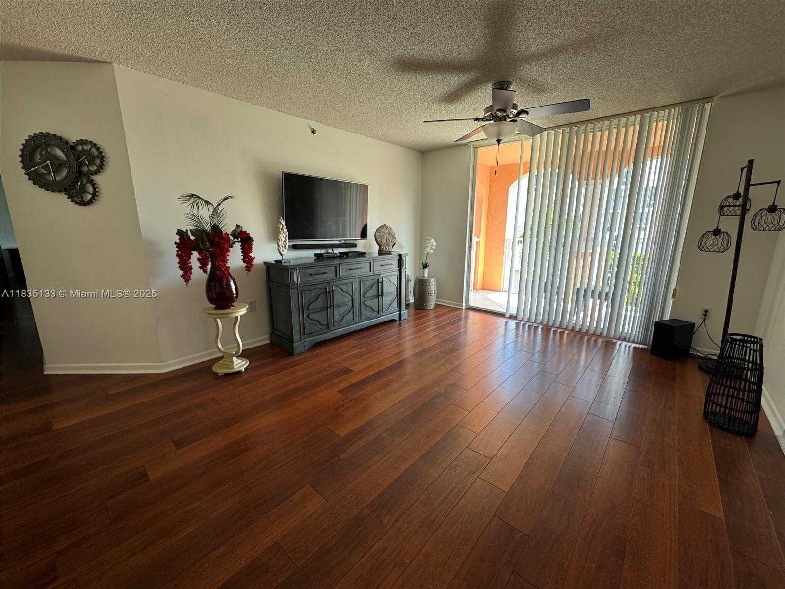 Small Image of 19501 EAST COUNTRY CLUB DR #9602, Aventura Number 37