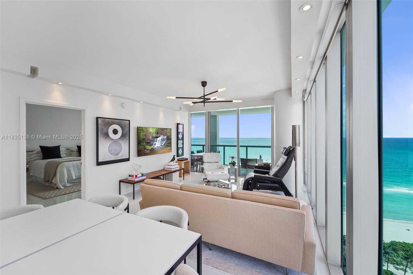 Small Image of 6799 COLLINS AVE #1505, Miami Beach Number 12