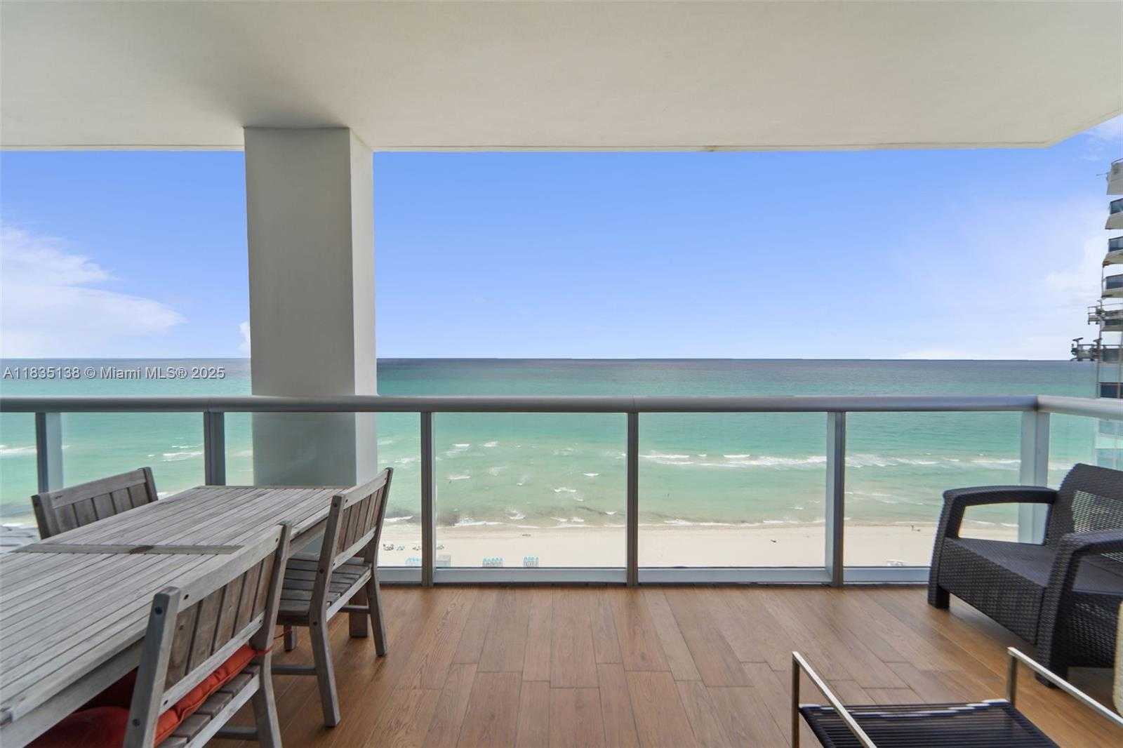 Small Image of 6799 COLLINS AVE #1505, Miami Beach Number 13