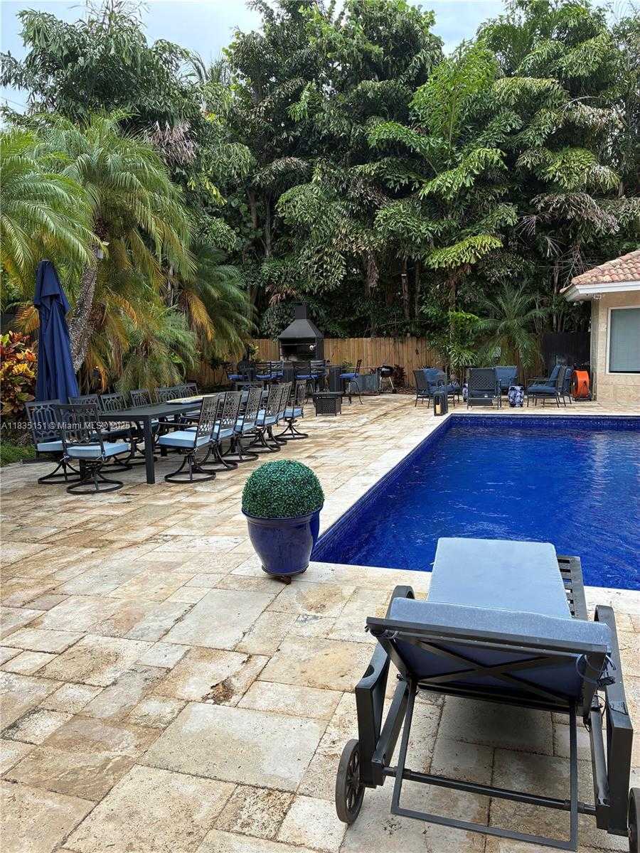Small Image of Key Biscayne Number 21