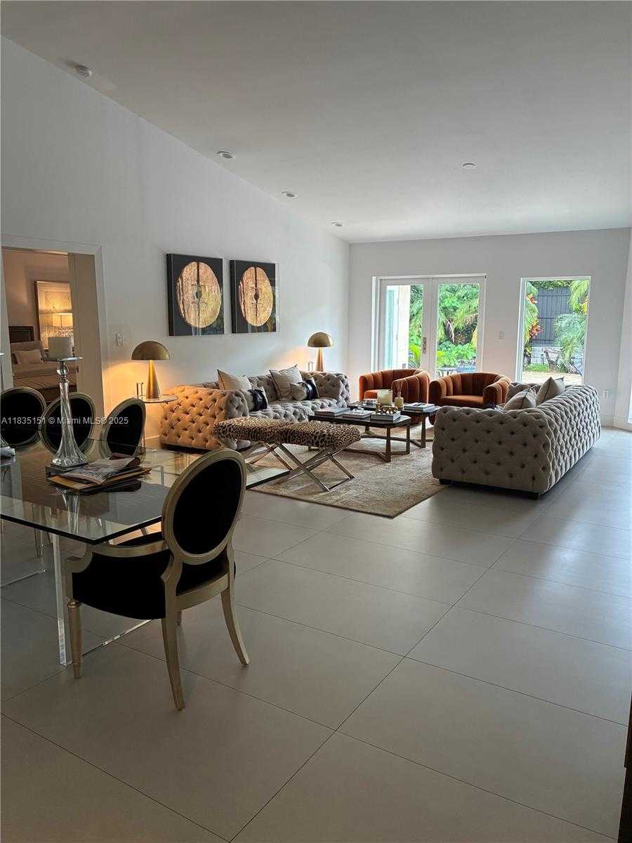 Small Image of Key Biscayne Number 5