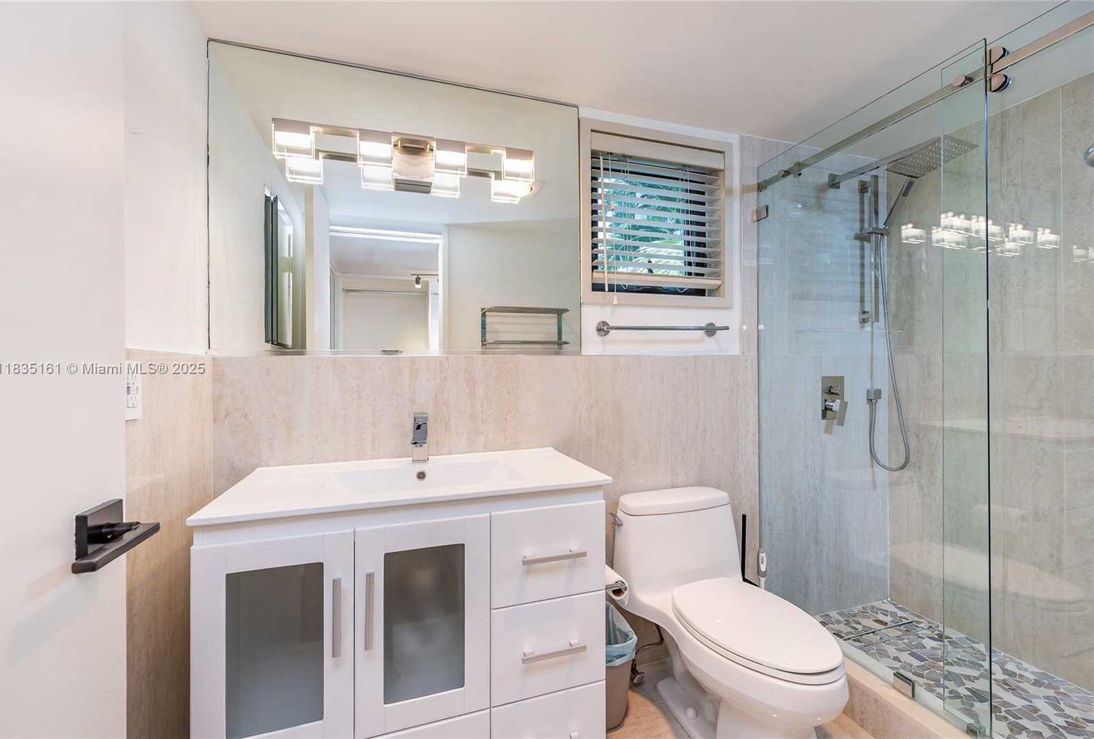 Small Image of 3400 POINCIANA AVE, Miami Number 34
