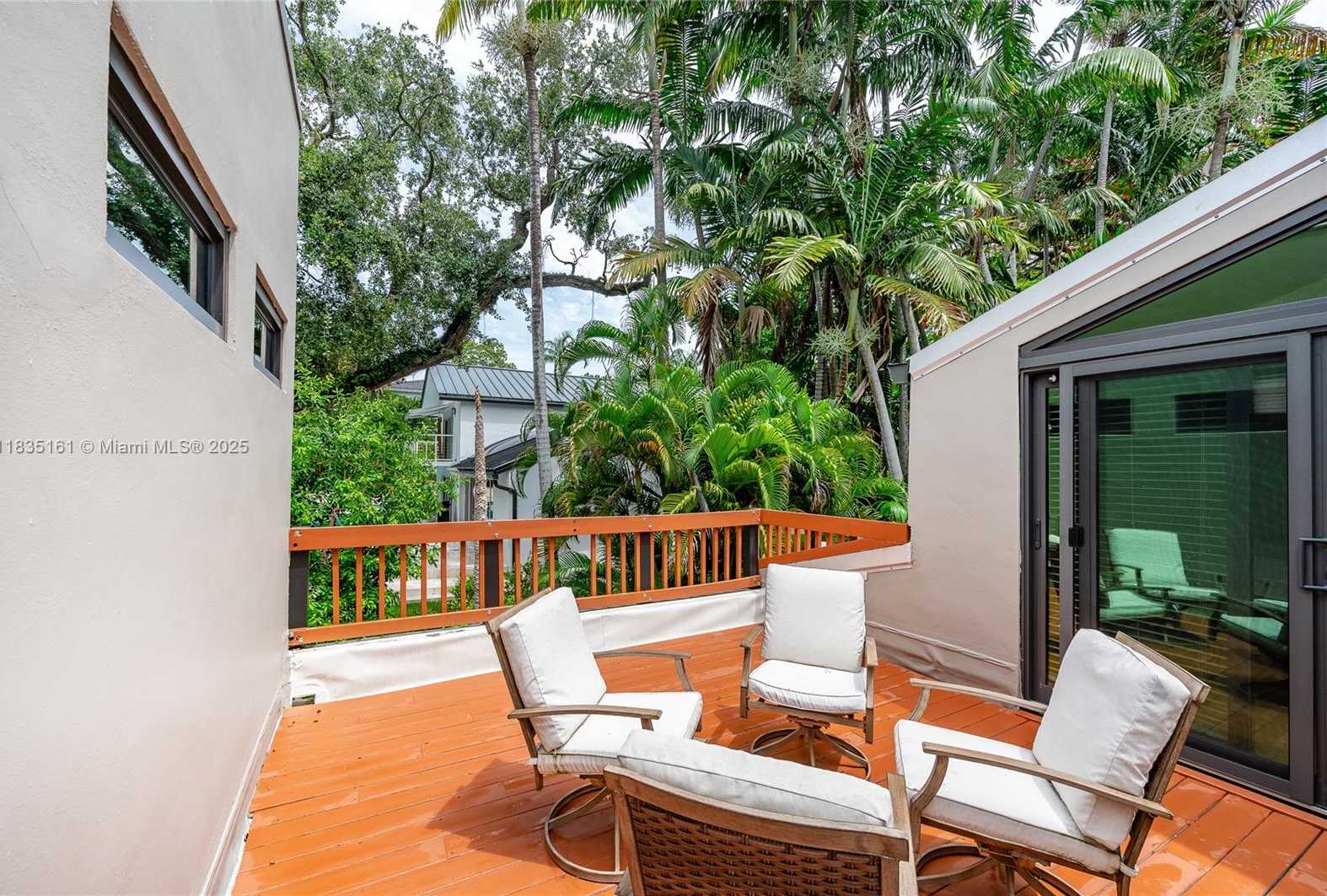 Small Image of 3400 POINCIANA AVE, Miami Number 35