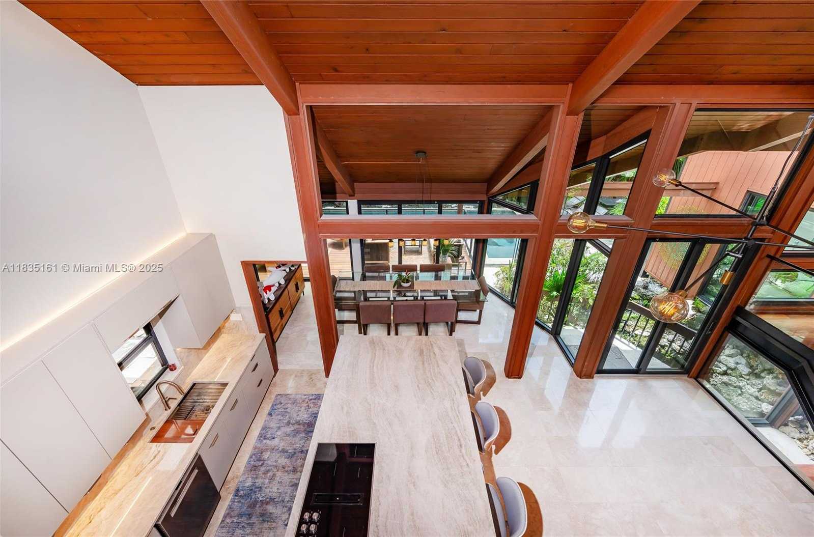 Small Image of 3400 POINCIANA AVE, Miami Number 42