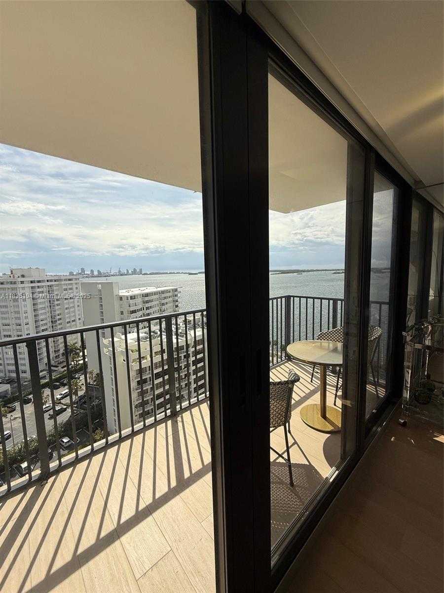Small Image of 1450 BRICKELL BAY DR #1809, Miami Number 11