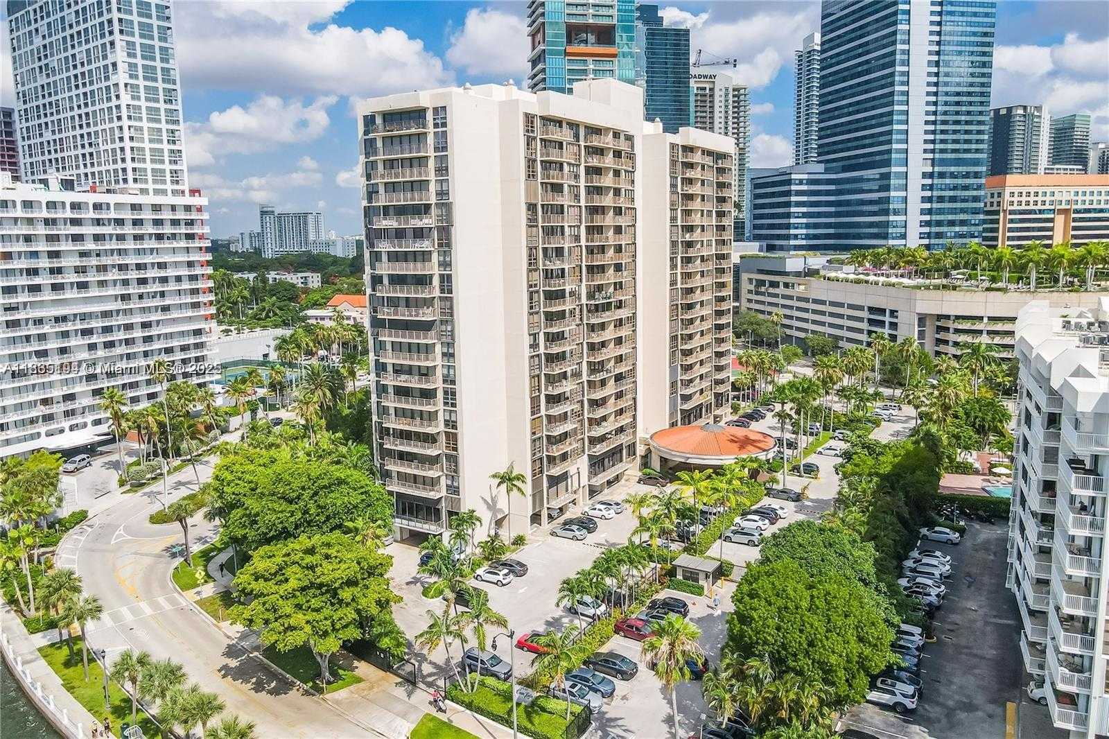 Small Image of 1450 BRICKELL BAY DR #1809, Miami Number 2