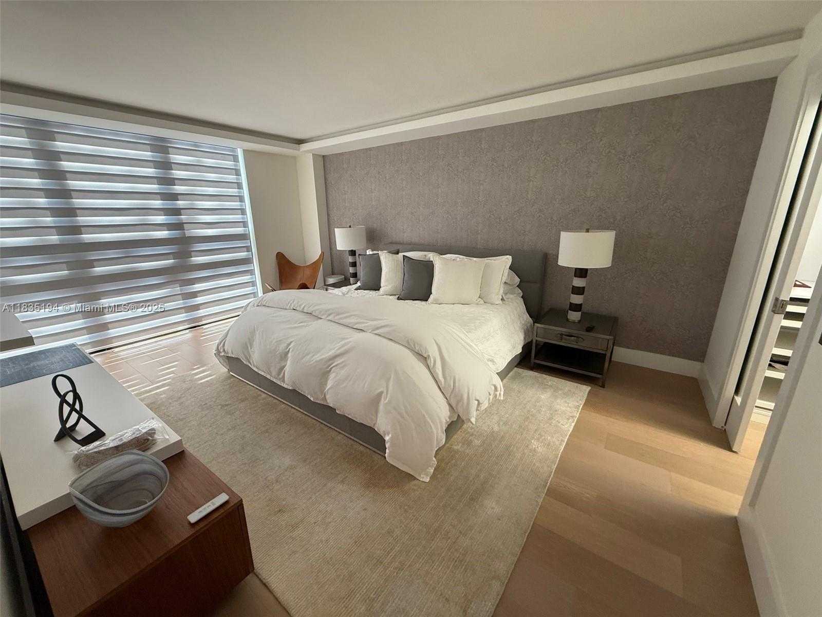Small Image of 1450 BRICKELL BAY DR #1809, Miami Number 7