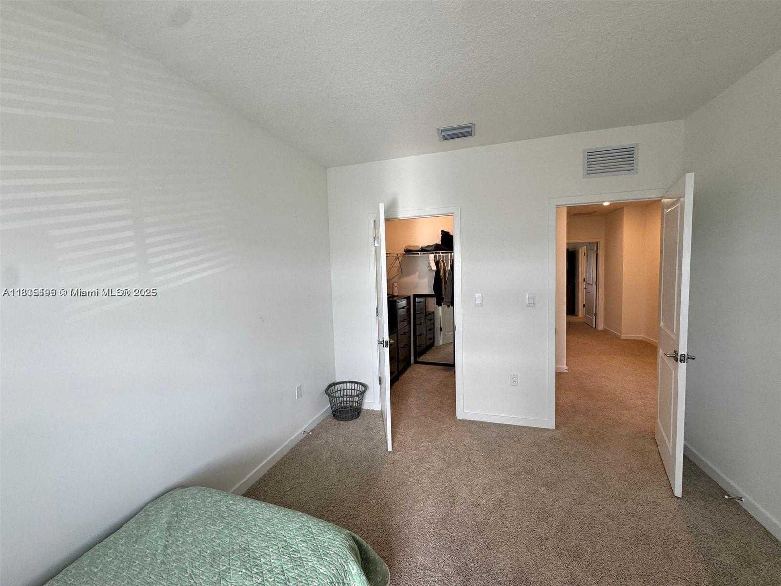 Small Image of 142 NORTH EAST 14TH TER, Homestead Number 27