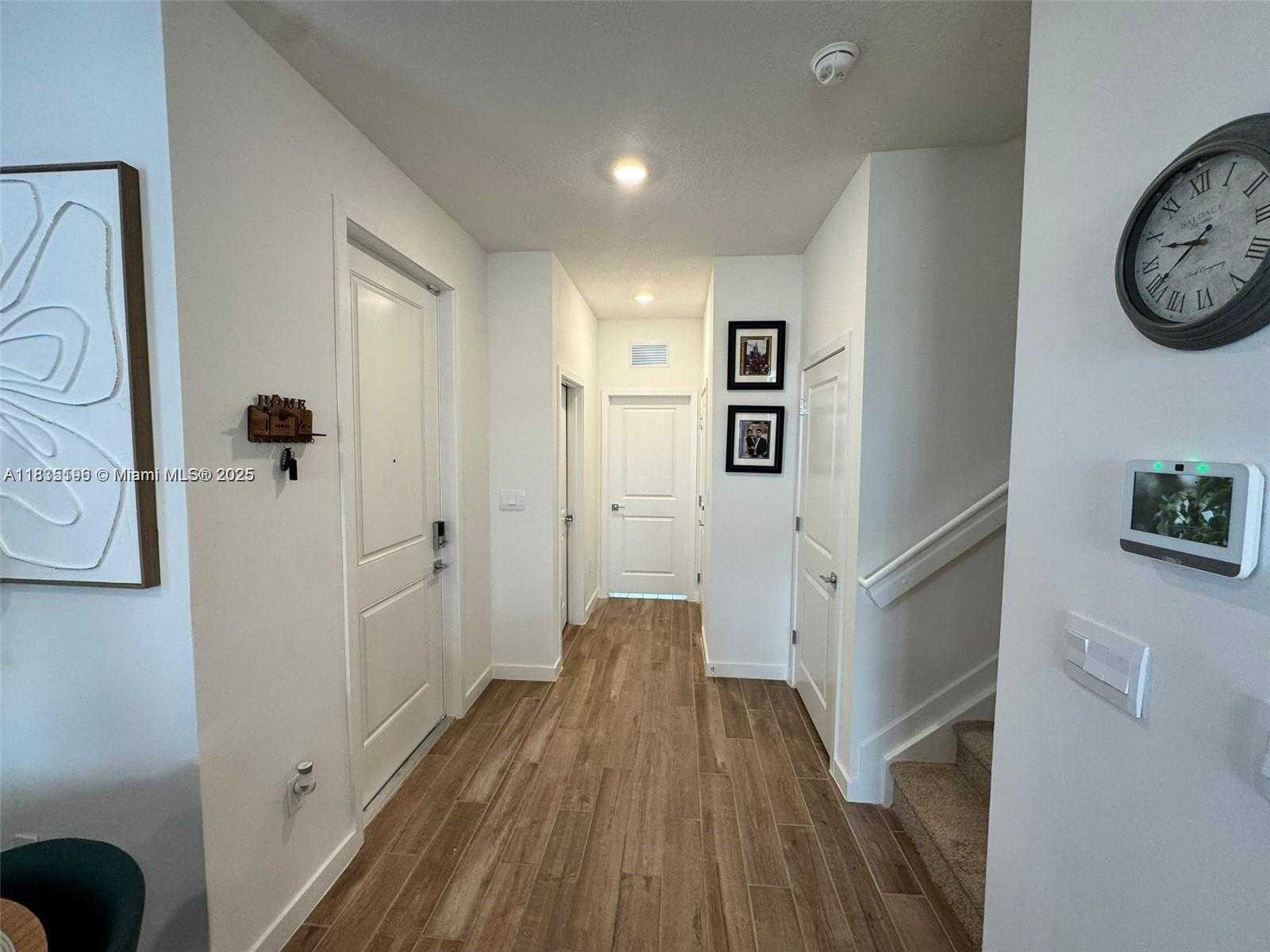 Small Image of 142 NORTH EAST 14TH TER, Homestead Number 5