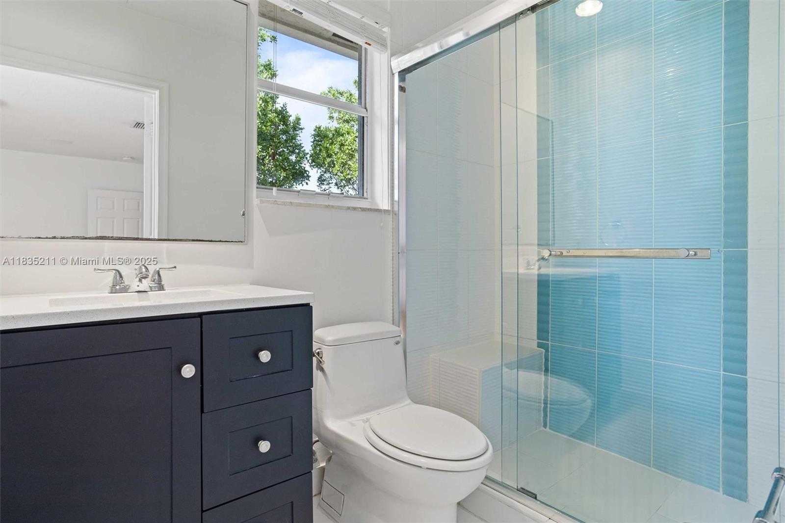 Small Image of 926 MARINA DR #926, Weston Number 30